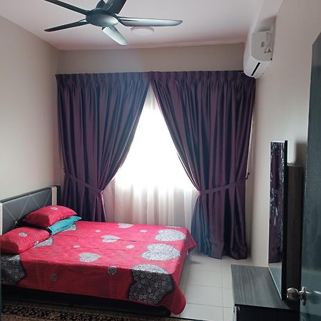 Aisy Homestay Putrajaya Cyberjaya Klia Kampung Dengkil Dış mekan fotoğraf
