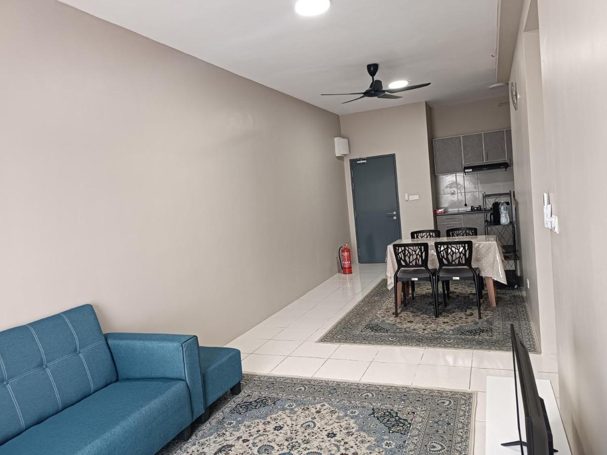 Aisy Homestay Putrajaya Cyberjaya Klia Kampung Dengkil Dış mekan fotoğraf