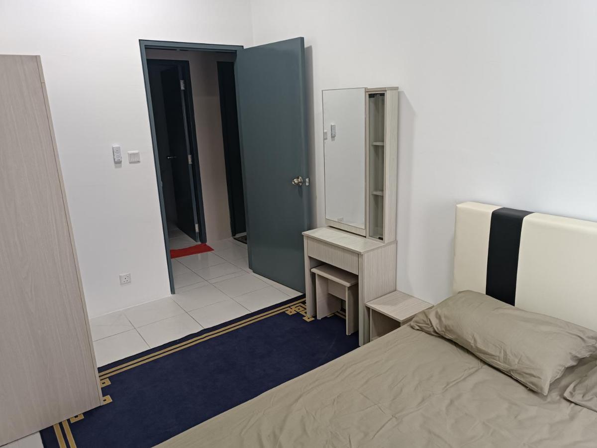 Aisy Homestay Putrajaya Cyberjaya Klia Kampung Dengkil Dış mekan fotoğraf