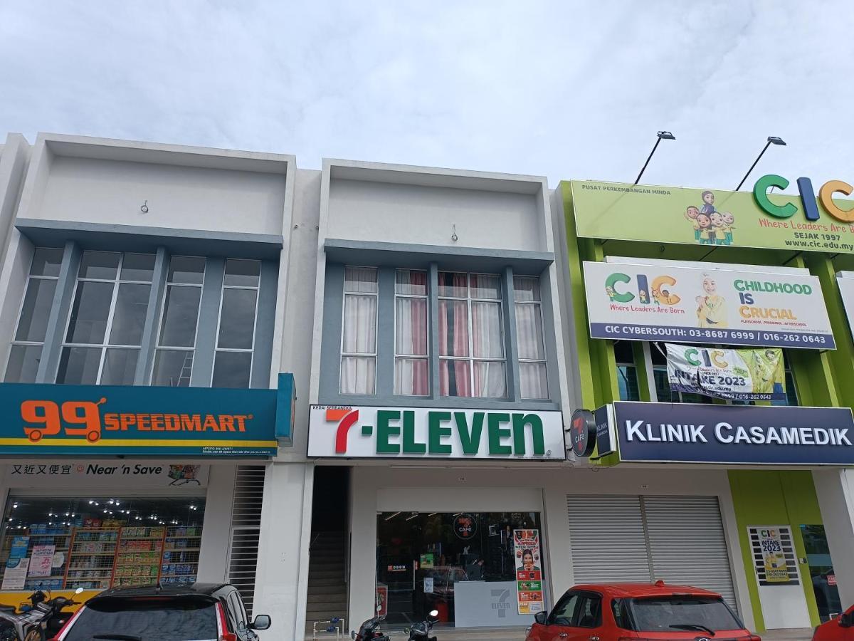 Aisy Homestay Putrajaya Cyberjaya Klia Kampung Dengkil Dış mekan fotoğraf
